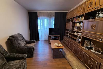 EXCLUSIV !GARA APARTAMENT CU 3 CAMERE , LIBER 79 MP PRET 149000 EURO - 1