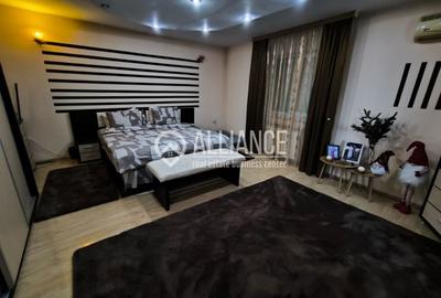 Casă cu 10 camere cu Canalizare în CET - 11