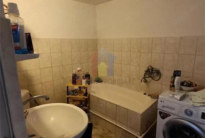 Casă cu 6 camere cu Teren 390 Mp în Central - 12