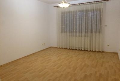 Casă individuală cu 9 camere cu Canalizare în Băneasa - 6