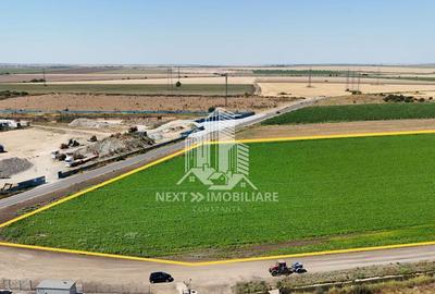 Teren de 28405 mp, în Poiana - 4