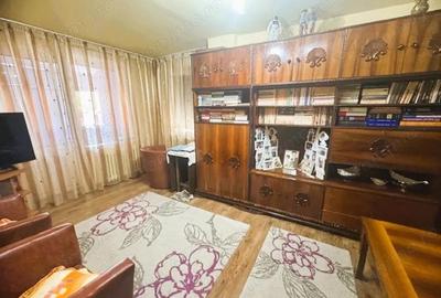 Apartament cu 3 camere decomandat în Central - 17