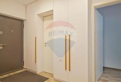 Apartament cu 2 camere decomandat, mobilat în Tractorul - 3