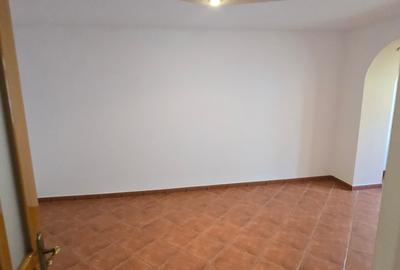 2 camere de vanzare , etaj superior, central  Focsani - 31