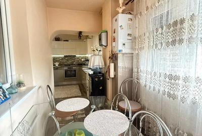 Apartament cu 2 camere decomandat în Girocului - 3