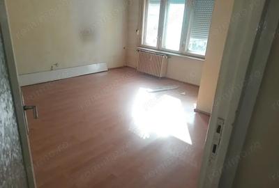 Apartament cu 2 camere decomandat în Central - 4
