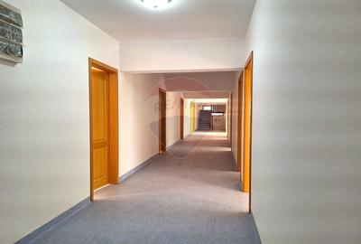 Spatiu comercial de 1000 mp de vanzare in zona Unirii Sud - 9