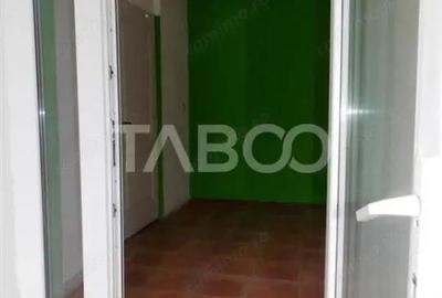 Spațiu comercial, de 60 mp, în Central - 2