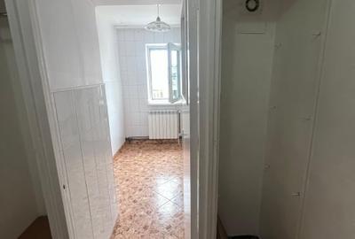 Apartament 2 camere cu boxa Pacurari renovat - 8