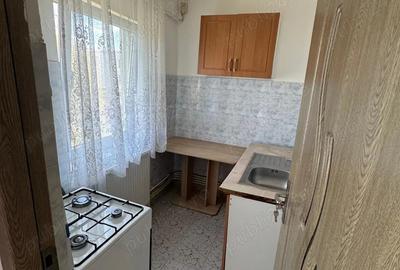 Ofer spre inchiriere garsoniera confort 1 - 2