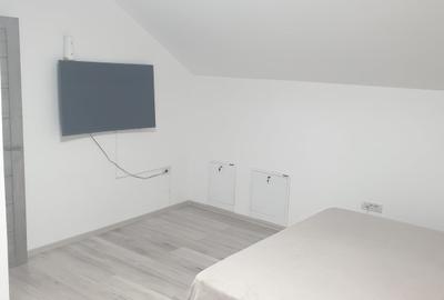 Casă cu 4 camere cu Teren 493 Mp în Central - 2