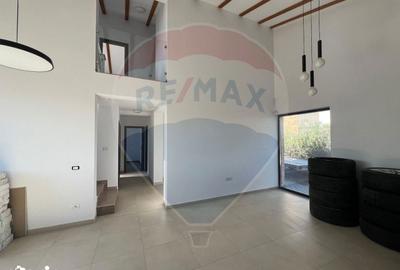 Casă cu 5 camere cu Teren 450 Mp în Nord - 3