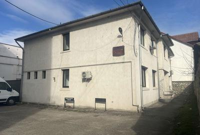 Spațiu comercial, de 360 mp, în Exterior Vest - 1
