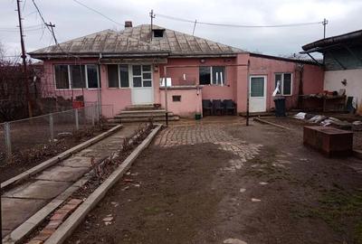 Casă cu 5 camere cu Teren 964 Mp în Pleașa - 9