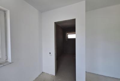 De vanzare casa cu etaj, semifinisat interior, Dezmir, 235000 Eur - 18