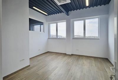 Spațiu comercial, de 588 mp, în Centura - 18