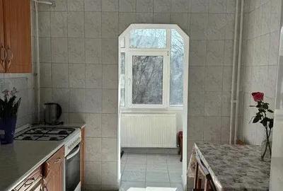 Apartament cu 3 camere decomandat în Central - 2