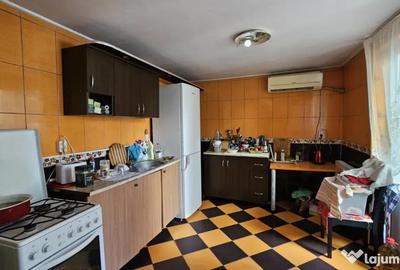 Casă cu 5 camere cu Teren 267 Mp în Pieptănari - 16