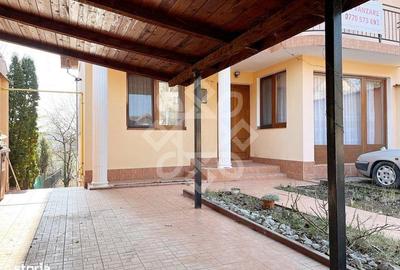 Casă cu 8 camere cu Teren 1270 Mp în Ciupercenii Noi - 3