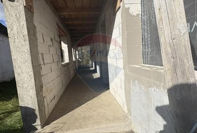 Casă cu Teren 403 Mp în Biertan - 4