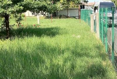 Casă cu teren pe Miorița(Botoșani) - 2