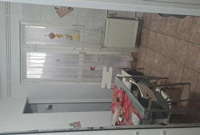 Inchiriez apartament cu 2 camere decomandat - 1