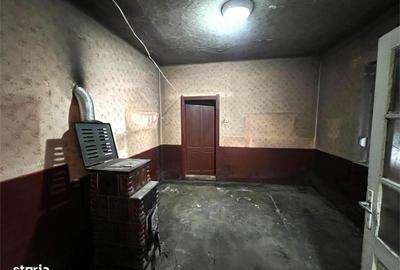 Casă cu 3 camere în Berindan - 1