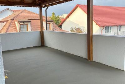 Casă cu 4 camere în Central - 2