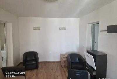 Inchiriez apartament 2 camere - 4