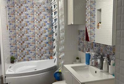 Apartament cu 3 camere decomandat în Patria - 6