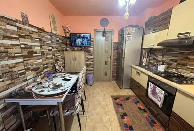 Apartament cu 3 camere decomandat, mobilat în Soarelui - 6