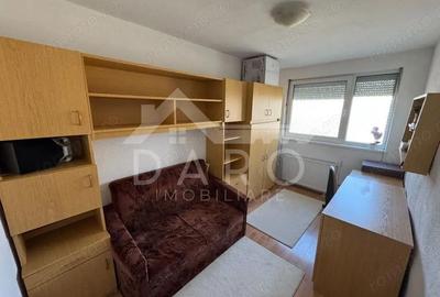 Apartament cu 3 camere decomandat în Rovinari - 1