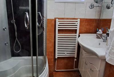 Apartament cu 3 camere decomandat în Central - 8