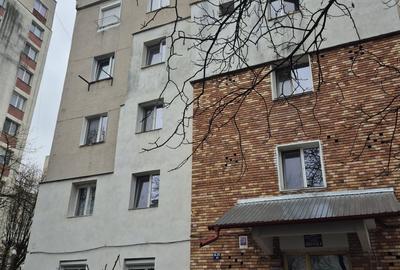 Apartament cu 2 camere semidecomandat în Trivale