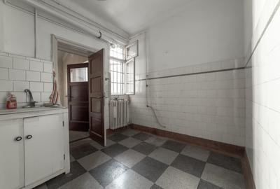 Apartament cu 4 camere semidecomandat în Calea Călărașilor - 14