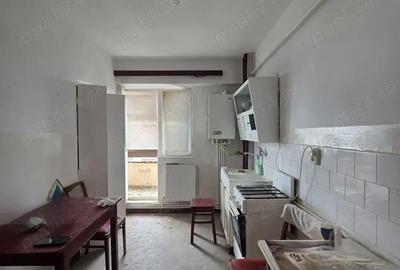 Apartament cu 2 camere decomandat în Dorobanți