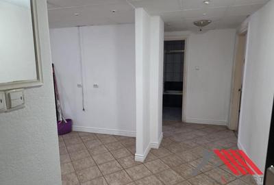 Lipovei (str. Petre Olariu) – 3 Camere, Cu centrala – Nemobilat - 10