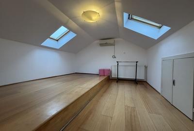 Vila semimobilata  cu 3 dormitoare, piscina exterioara, complex - 18