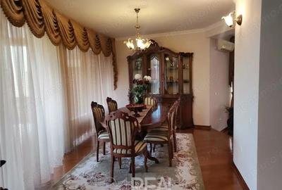 Casă cu 1 camere cu Piscina în Central - 11