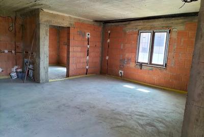 Casă cu 6 camere în Central - 3