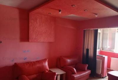 Apartament cu 3 camere decomandat în Plantelor