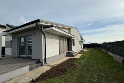 Casă individuală cu 3 camere cu Canalizare în Tunari - 14