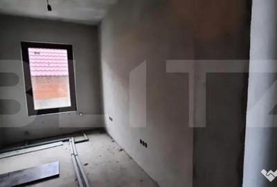 Casă cu 7 camere cu Teren 2600 Mp în Nord - 3