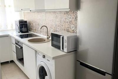 Apartament cu 3 camere decomandat în Nufărul - 5