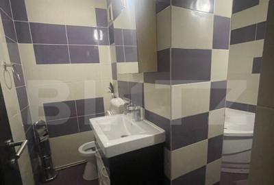 Inchiriere apartament 4 camere zona Lama, etaj 1 - 7