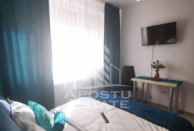 Garsoniera, centrala proprie, zona Lipovei - 11