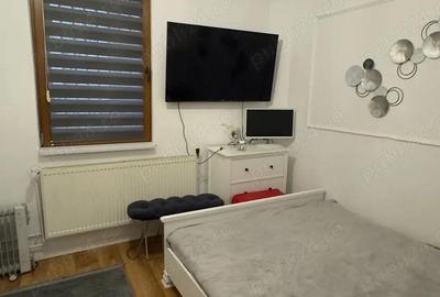 Apartament cu 5 camere decomandat în Calea Călărașilor - 4