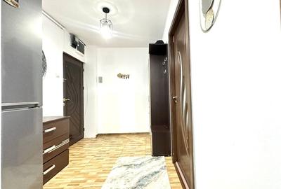 Vânzare apartament 3 camere mobilat,  parcare inclusă , Cartier Noua - 11