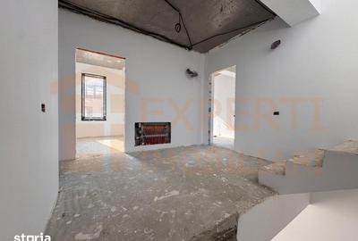 Casă cu 4 camere cu Teren 214 Mp în Palazu Mare - 7