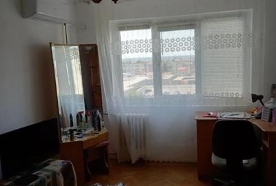 Vind apartament 2 camere Vlaicu Central - 2